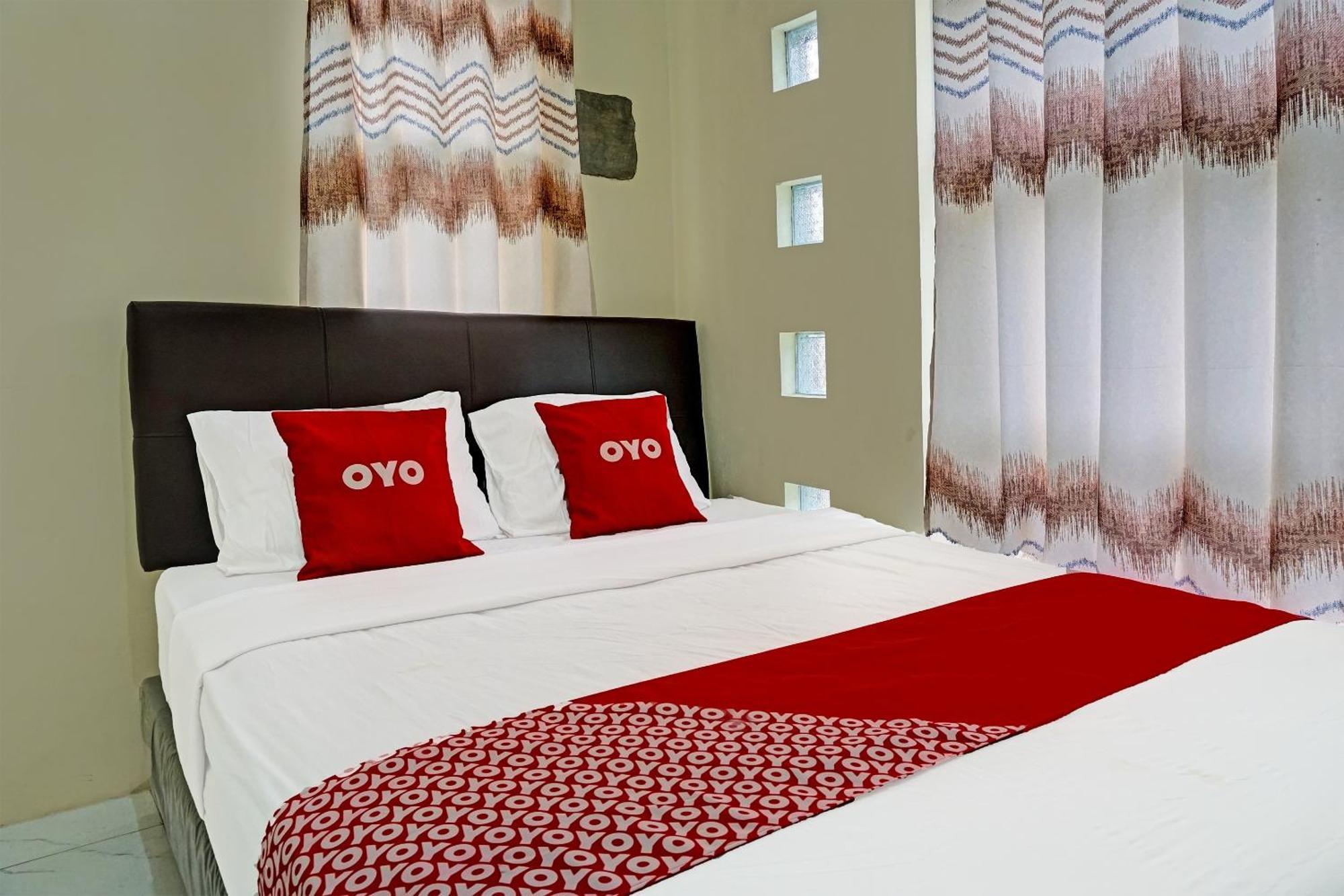 Oyo 91707 Jannah Homestay Syariah Dau المظهر الخارجي الصورة
